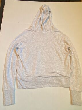 Athleta Girl Light Gray Hooded Pullover Sweatshirt Size 8-10